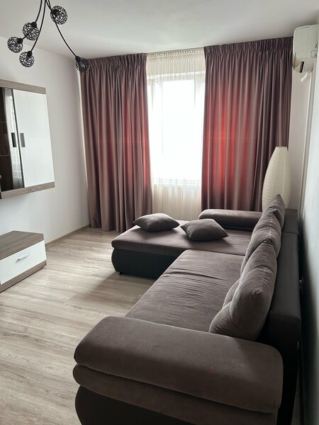 Salajan, str.  Patriotilor, 2 camere.
